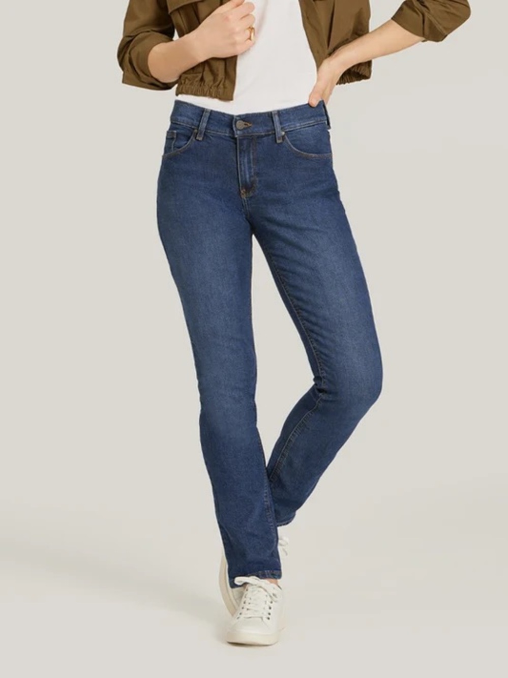 Mott & Bow Boyfriend Mid-Rise Straight-Leg Jeans 27x30